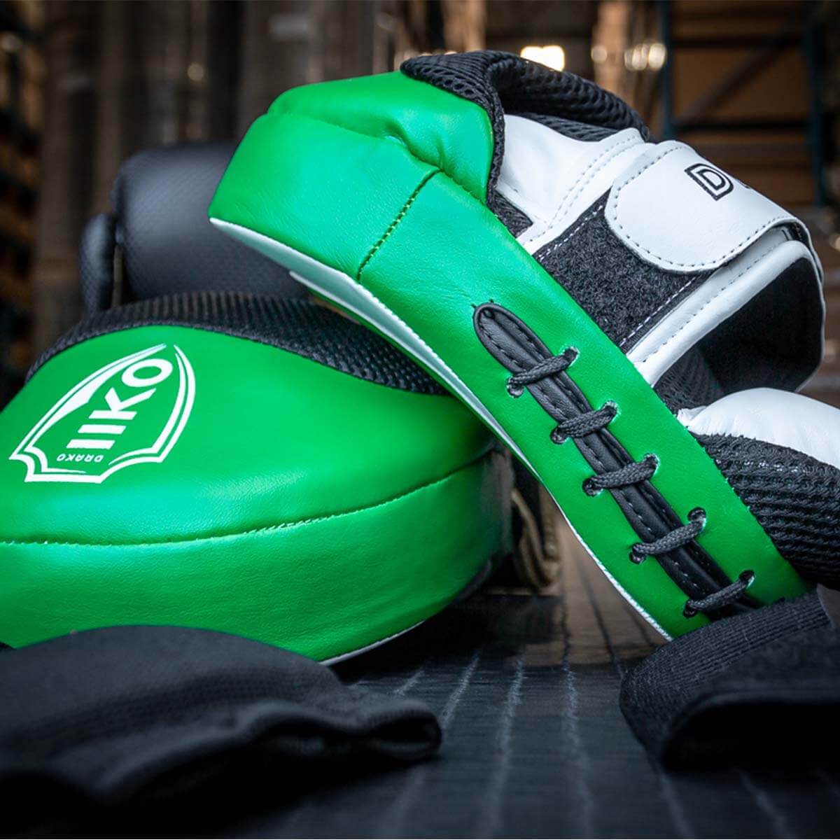 Drako Magnum ST-Gel Focus Mitts - Image 11