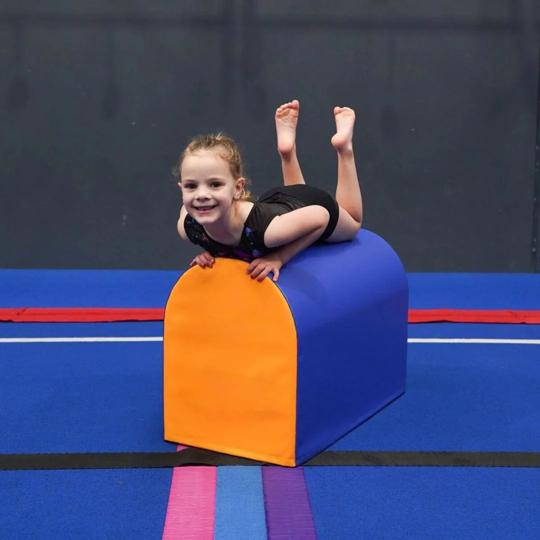 Mailbox-Shaped Tumbling Mat - Image 13