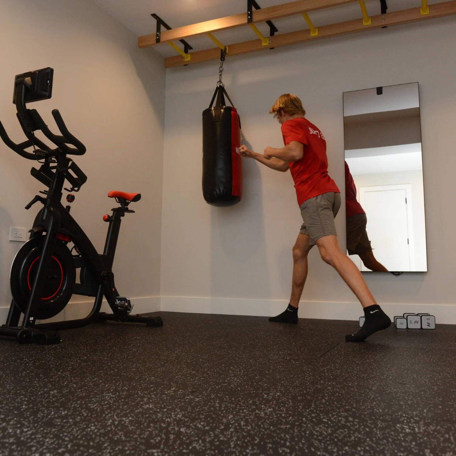 CM Resilient Rubber Gym Tiles 4 Pack for Home Use - Image 13