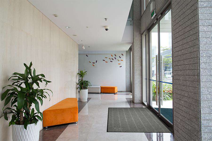 WaterHog® Max Herringbone Mat - Image 5