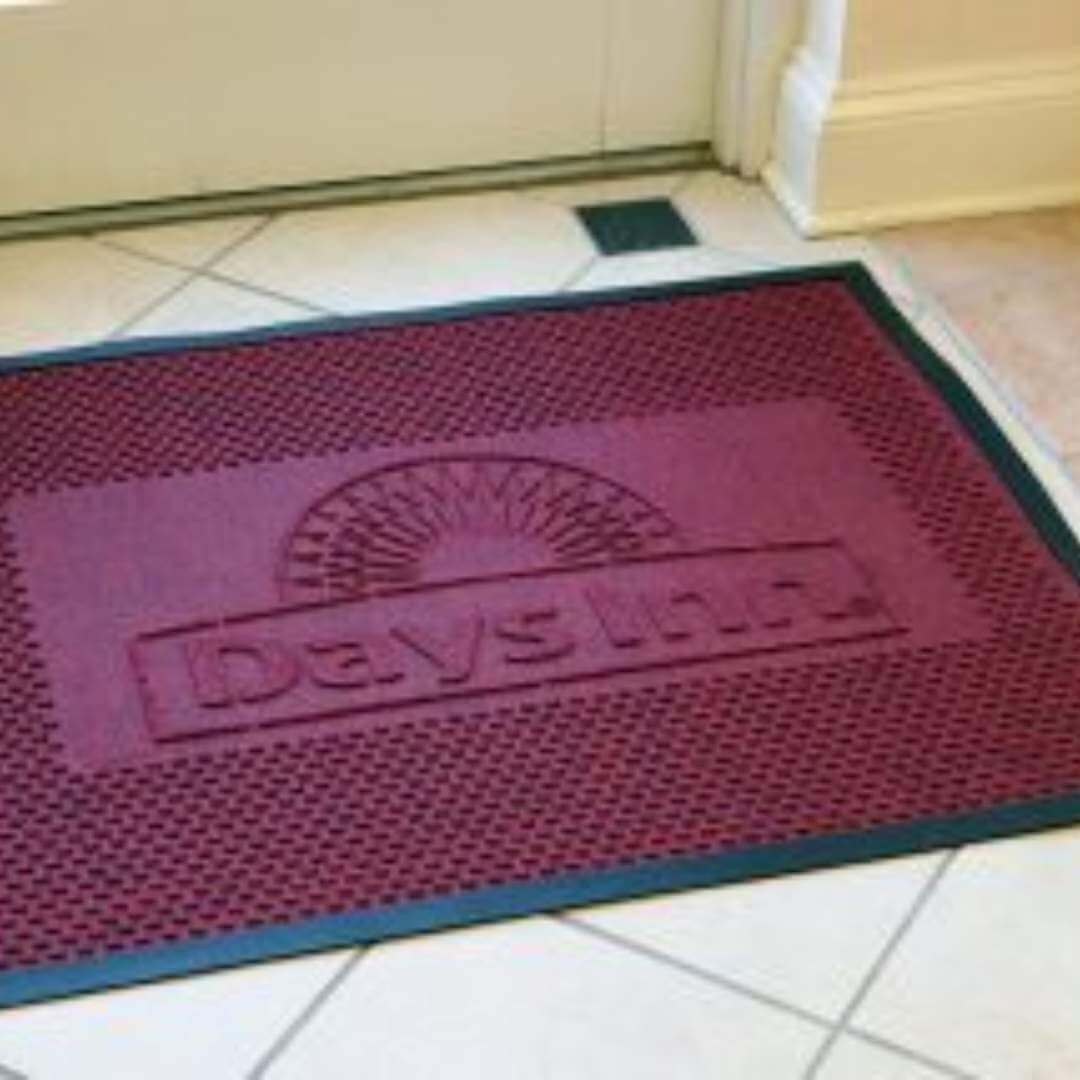 WaterHog® Sculptures Custom Logo Mat - Image 5